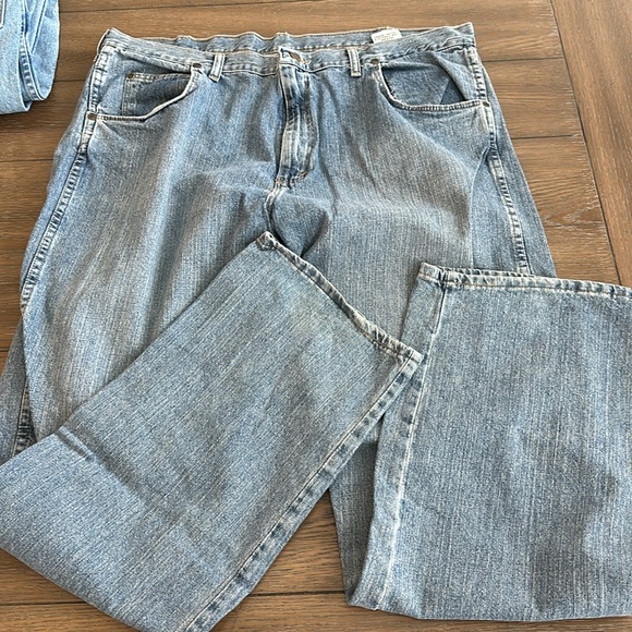Wrangler rugged wear jeans size 40x34 - Picture 2 of 6